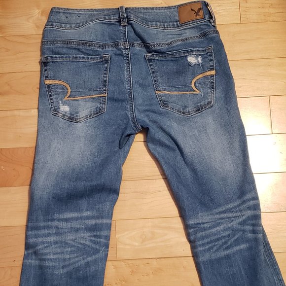 American Eagle Capris - Picture 5 of 9